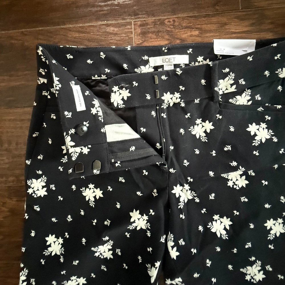 LOFT Riviera Marisa Floral Cropped Pants Black White Size 6P NWT - Picture 11 of 12